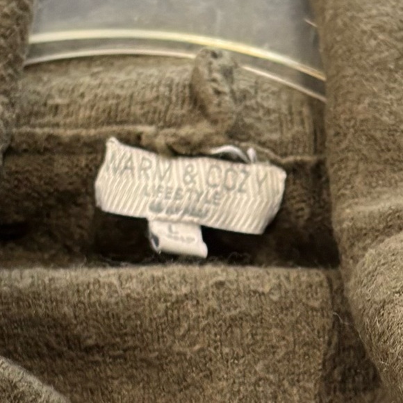 Chic Olive Green turtleneck Sweater size L - Picture 6 of 6